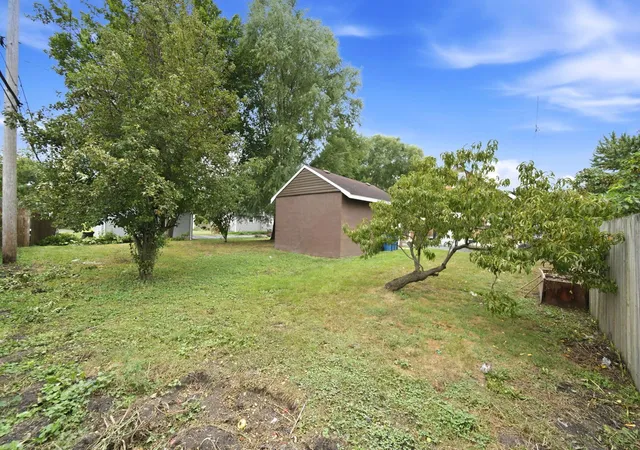 Photo 3 of Single family home for sale at 513 Morton Ave, Aurora, IL 60506 | MLS# 12757702 | Listing updated on 2026-09-22