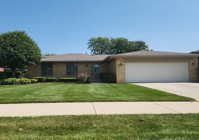 Photo 2 of Single family home for sale at 16931 82nd Avenue, Tinley Park, IL 60477 | MLS# 12757706 | Listing updated on 2026-09-13