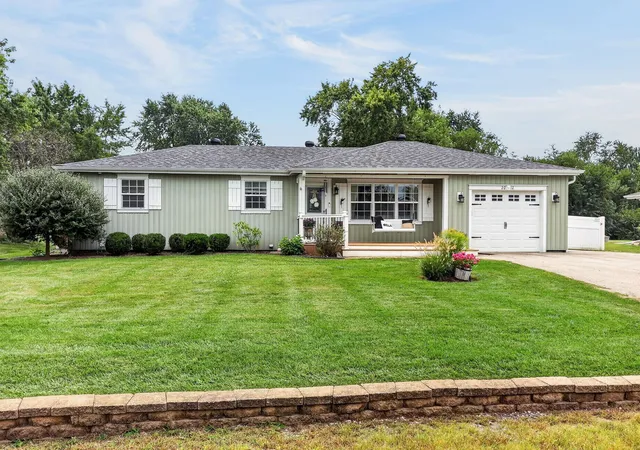 Photo 1 of Single family home for sale at 2012 Morcambe Bay Dr, New Lenox, IL 60451 | MLS# 12757731 | Listing updated on 2026-09-21