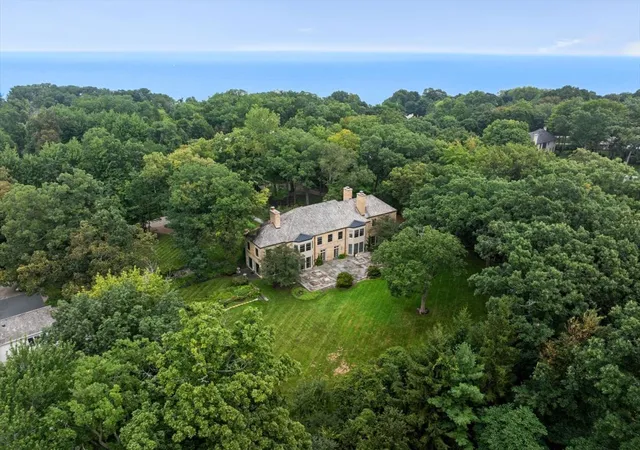Photo 2 of Single family home for sale at 1418 Waverly Rd, Highland Park, IL 60035 | MLS# 12757737 | Listing updated on 2026-09-12