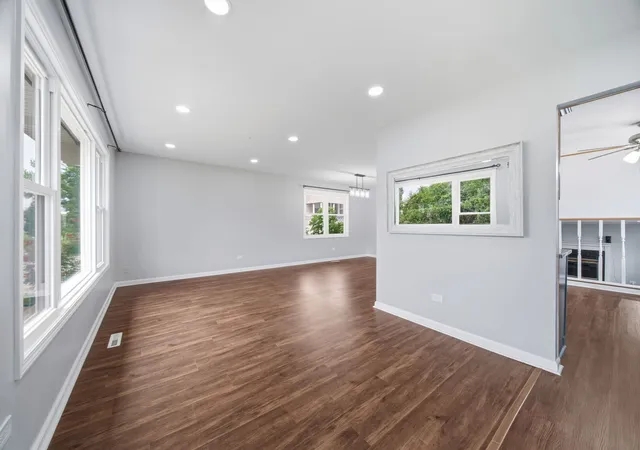 Photo 3 of Single family home for sale at 11529 S Laramie Ave, Alsip, IL 60803 | MLS# 12757739 | Listing updated on 2026-09-13