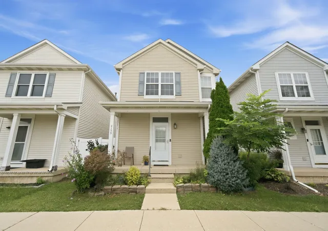Single family home for sale at 2153 Union Ml Dr, Aurora, IL 60503 | MLS# 12757744