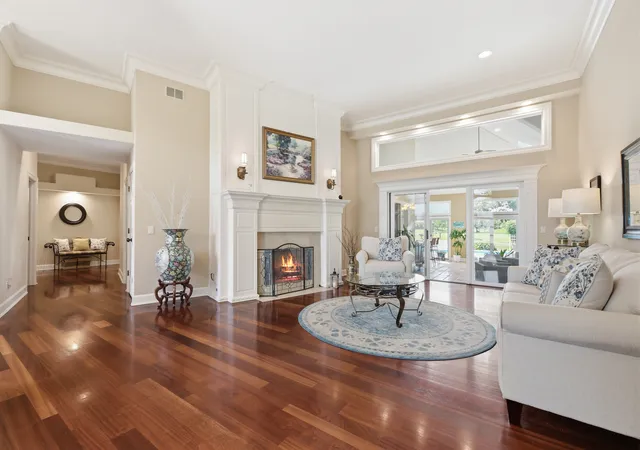 Photo 4 of Single family home for sale at 4202 Royal Fox Dr, St. Charles, IL 60174 | MLS# 12757745 | Listing updated on 2026-09-12