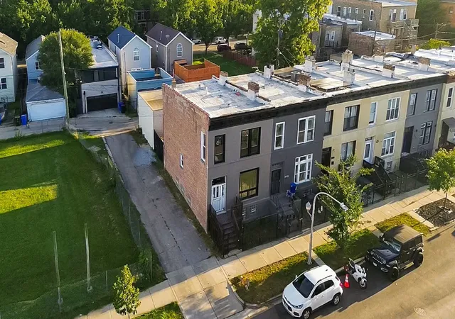 Photo 2 of Townhouse for sale at 2739 W Maypole Ave, Chicago, IL 60612 | MLS# 12757753 | Listing updated on 2026-09-16