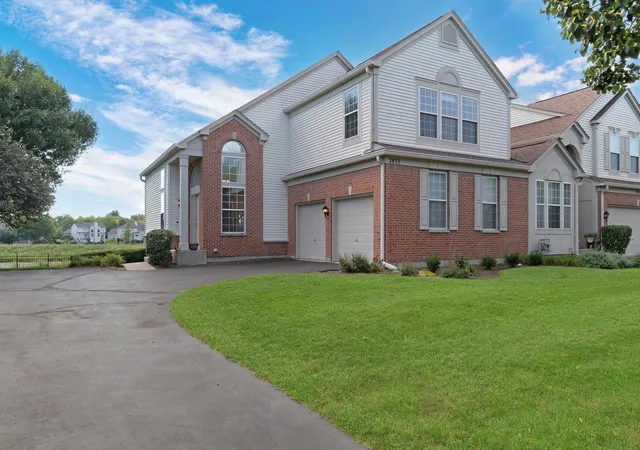 Photo 1 of Townhouse for sale at 2833 Waterfront Ave, Algonquin, IL 60102 | MLS# 12757756 | Listing updated on 2026-09-12