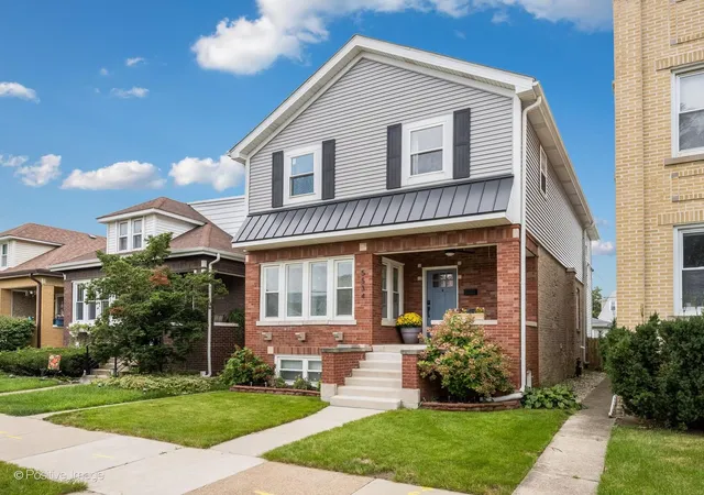 Photo 1 of Single family home for sale at 5534 N Linder Ave, Chicago, IL 60630 | MLS# 12757837 | Listing updated on 2026-10-07