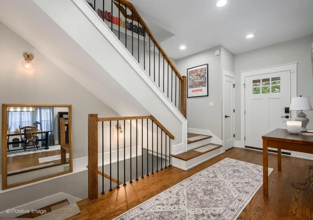 Photo 4 of Single family home for sale at 5534 N Linder Ave, Chicago, IL 60630 | MLS# 12757837 | Listing updated on 2026-10-07