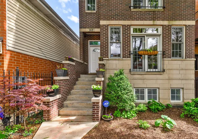 Photo 1 of Condo for sale at 2635 W Cortez St #1, Chicago, IL 60622 | MLS# 12757838 | Listing updated on 2026-09-24
