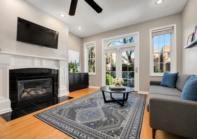 Photo 2 of Condo for sale at 2635 W Cortez St #1, Chicago, IL 60622 | MLS# 12757838 | Listing updated on 2026-09-24
