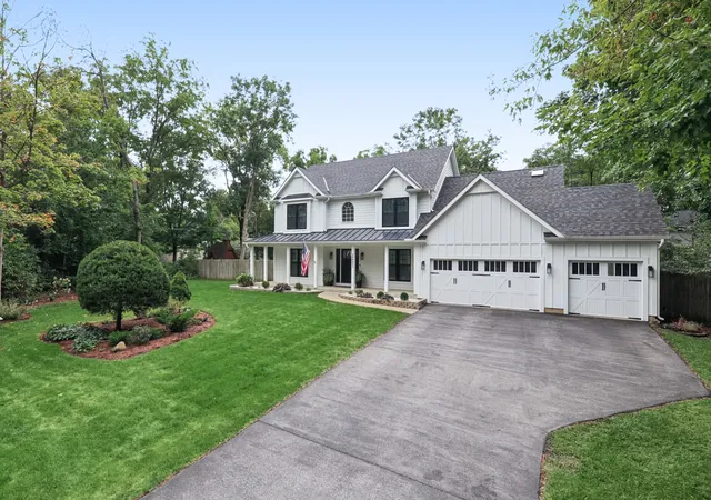 Photo 3 of Single family home for sale at 28w031 Greenview Ave, Warrenville, IL 60555 | MLS# 12757844 | Listing updated on 2026-09-23