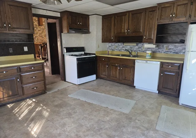 Photo 3 of Single family home for sale at 7274 W 174 Street, Tinley Park, IL 60477 | MLS# 12757864 | Listing updated on 2026-10-02