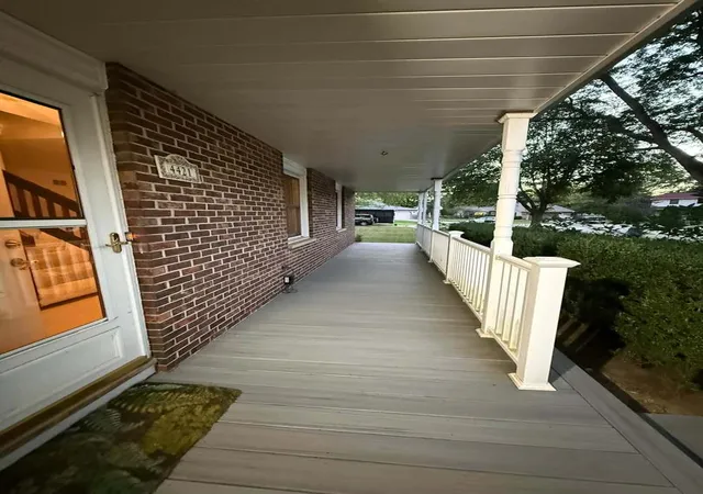 Photo 3 of Single family home for sale at 4421 Oriole Ct, Gurnee, IL 60031 | MLS# 12757877 | Listing updated on 2026-09-18