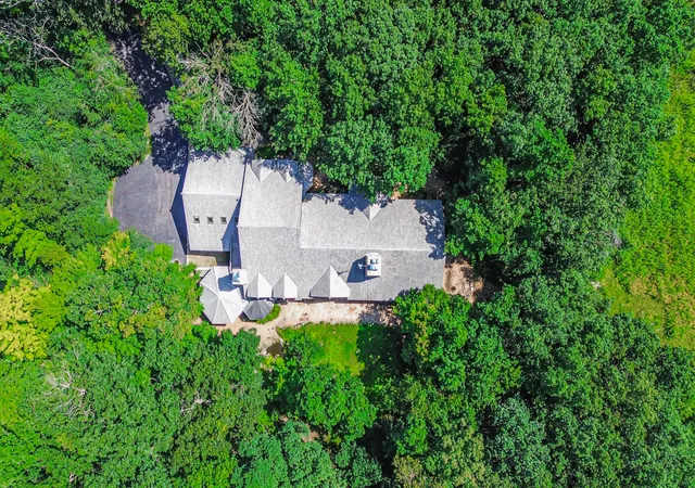 Photo 71 of Mansion for sale at 27250 N Meadowoods Ln, Mettawa, IL 60048 | MLS# 12757884 | Listing updated on 2026-09-14