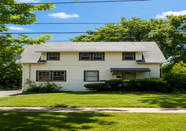 Photo 1 of Single family home for sale at 14728 Riverside Dr, South Holland, IL 60473 | MLS# 12757892 | Listing updated on 2026-09-18
