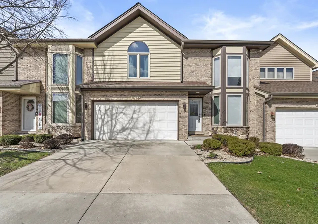 Photo 1 of Townhouse for sale at 11742 Lighthouse Ln, Palos Heights, IL 60463 | MLS# 12757894 | Listing updated on 2026-09-18