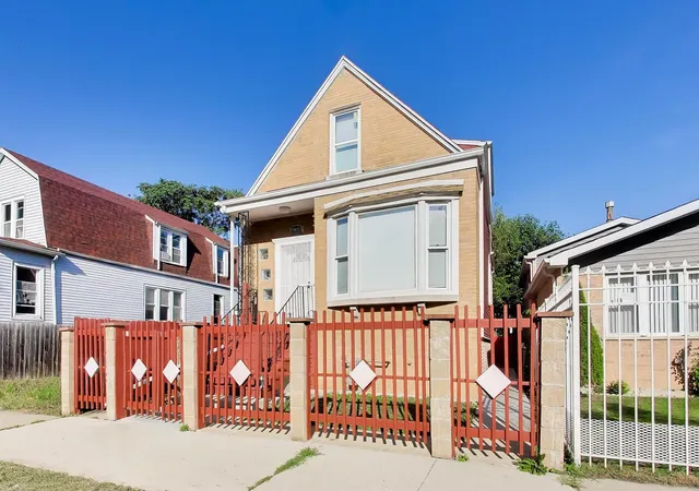 Photo 3 of Single family home for sale at 5953 S Wolcott Ave, Chicago, IL 60636 | MLS# 12757897 | Listing updated on 2026-09-16