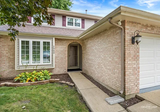 Photo 2 of Sale Pending at 2960 Middlebury Ct, Aurora, IL 60504 | MLS# 12757931 | Listing updated on 2026-09-23