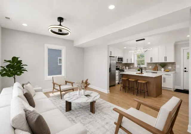 Photo 4 of Single family home for sale at 9338 Sayre Ave, Oak Lawn, IL 60453 | MLS# 12757942 | Listing updated on 2026-09-14