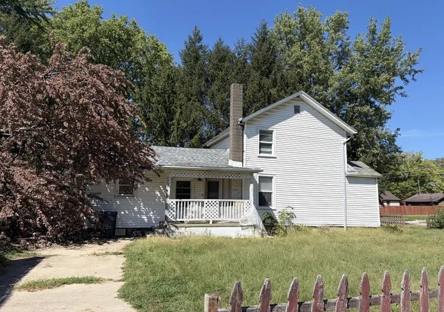 Photo 2 of Single family home for sale at 624 S Water St, Wilmington, IL 60481 | MLS# 12757945 | Listing updated on 2026-09-13