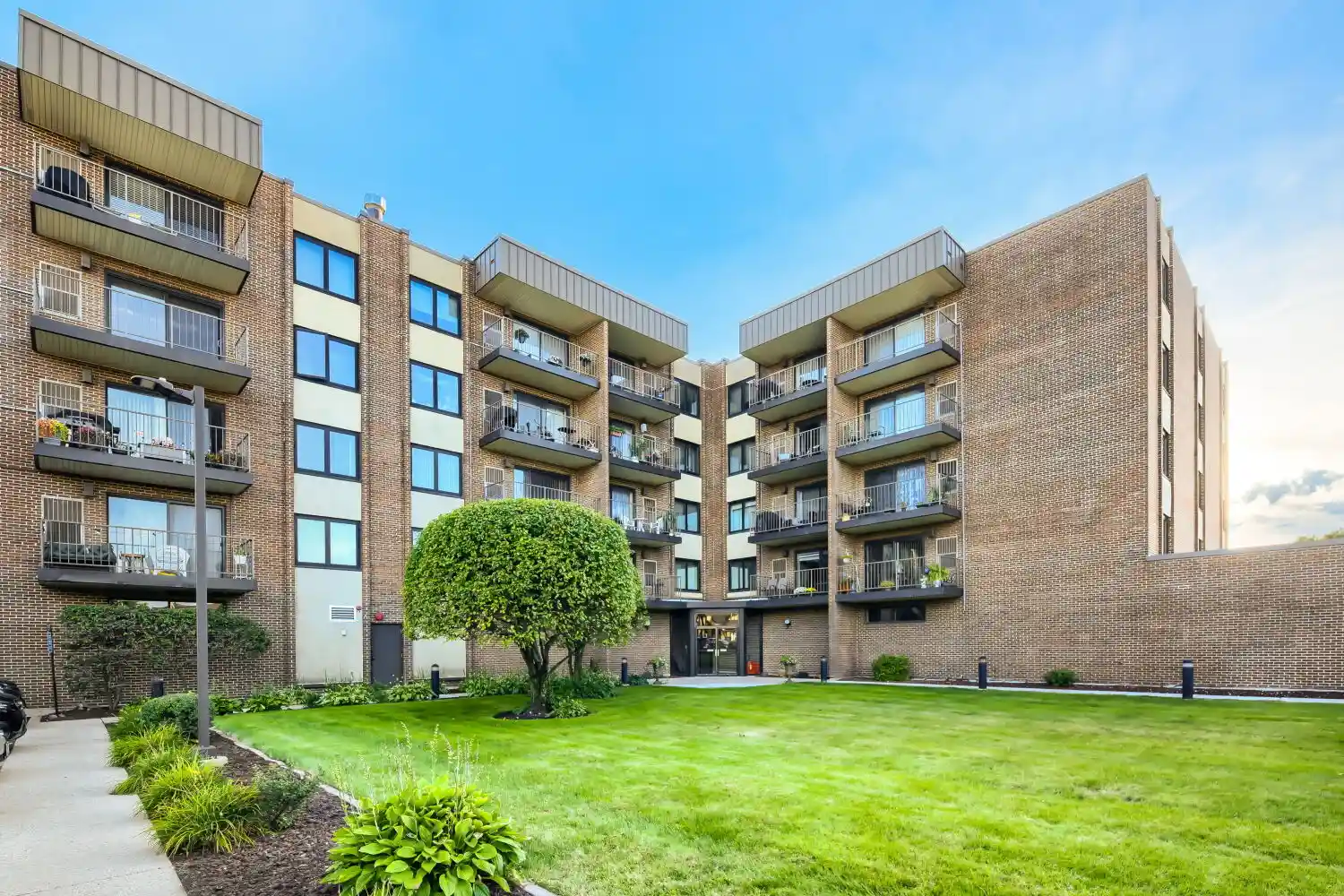 Listing Photo 1 - Condo for sale in 7707 W Irving Park Rd located at 7707 W Irving Park Rd, Chicago, IL 60634 - Unit #202