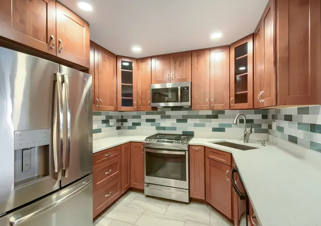 Listing Photo 5 - Condo for sale in building located at 7707 W Irving Park Rd, Chicago, IL 60634 - Unit #202