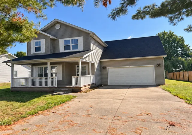 Photo 1 of Single family home for sale at 310 E Beacon Ct, Mt Vernon, IL 62864 | MLS# 12757950 | Listing updated on 2026-09-14