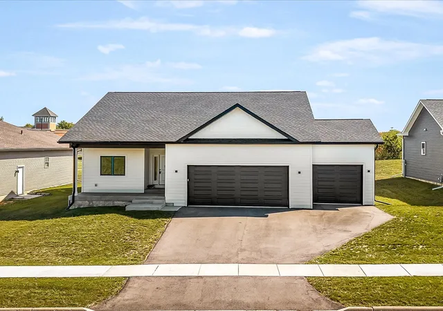 Photo 1 of Single family home for sale at 8557 Blue River Rd, Rockford, IL 61107 | MLS# 12757998 | Listing updated on 2026-09-13