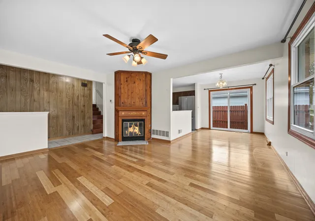 Photo 3 of Single family home for sale at 1309 Wilson Ave, Wheaton, IL 60189 | MLS# 12758004 | Listing updated on 2026-09-18