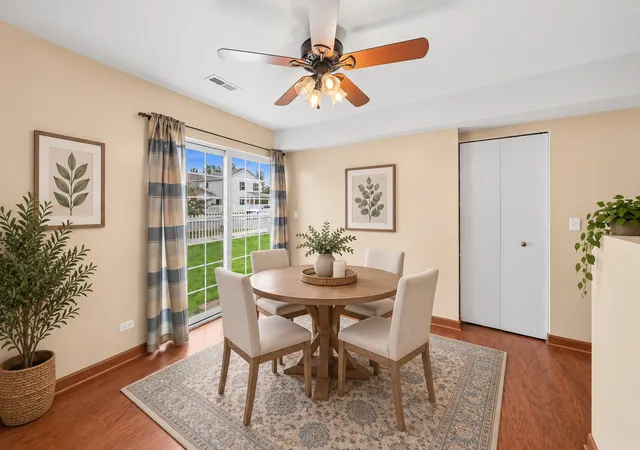 Photo 3 of Single family home for sale at 1572 Victoria Park Cir, Aurora, IL 60504 | MLS# 12758019 | Listing updated on 2026-09-19