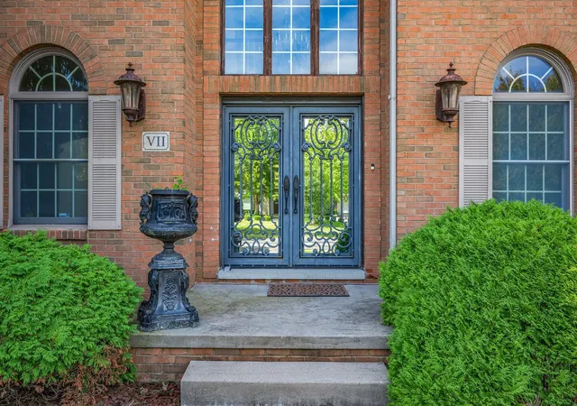 Photo 3 of Single family home for sale at 7 Smokey Ct, Bloomington, IL 61704 | MLS# 12758033 | Listing updated on 2026-09-14