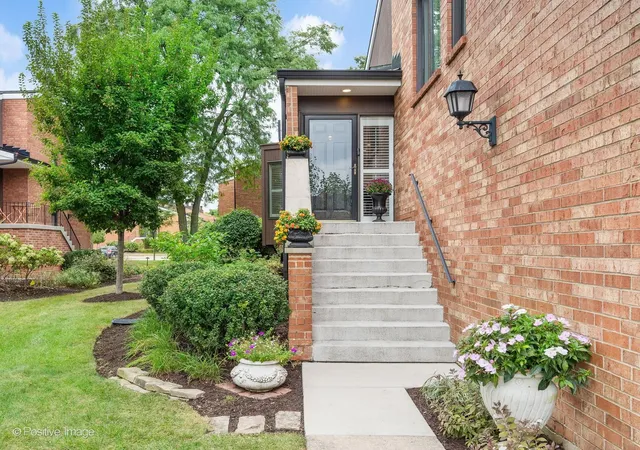 Photo 3 of Townhouse for sale at (Undisclosed), Oak Brook, IL 60523 | MLS# 12758037 | Listing updated on 2026-09-26