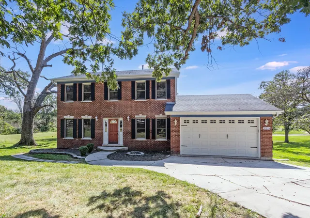 Photo 2 of Single family home for sale at 23115 S Hidden Lake Trl, Crete, IL 60417 | MLS# 12758038 | Listing updated on 2026-09-14