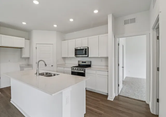 Photo 3 of Single family home for sale at 6296 Redwood Trl, Wonder Lake, IL 60097 | MLS# 12758066 | Listing updated on 2026-10-09