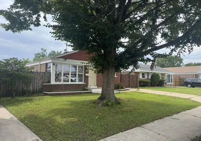 Photo 2 of Single family home for sale at 8027 S Knox Ave, Chicago, IL 60652 | MLS# 12758085 | Listing updated on 2026-09-23