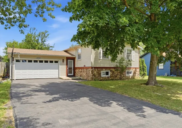 Photo 1 of Single family home for sale at 4206 Gregory Dr, Zion, IL 60099 | MLS# 12758158 | Listing updated on 2026-10-16