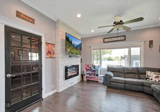 Photo 3 of Single family home for sale at 225 E Church St, Sheridan, IL 60551 | MLS# 12758166 | Listing updated on 2026-09-29