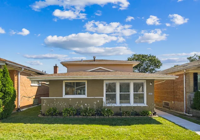 Photo 2 of Single family home for sale at 12901 S Carpenter St, Calumet Park, IL 60827 | MLS# 12758176 | Listing updated on 2026-09-14