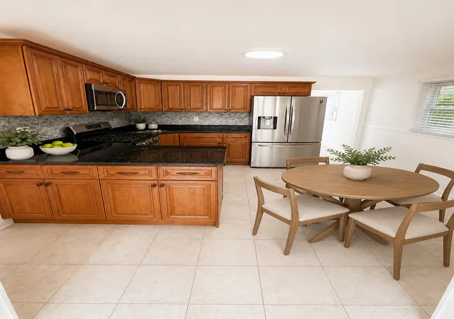 Photo 4 of Single family home for sale at 7304 W 113th Place, Worth, IL 60482 | MLS# 12758179 | Listing updated on 2026-09-12