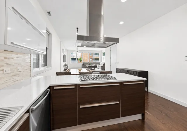 Listing Photo 5 - Condo for sale in building located at 1823 N Halsted St, Chicago, IL 60614 - Unit #1