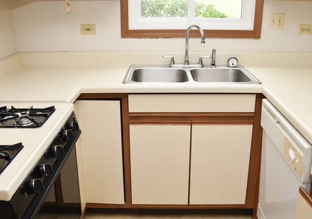 Photo 3 of Townhouse for sale at 34020 N White Oak Ln #31D, Gurnee, IL 60031 | MLS# 12758184 | Listing updated on 2026-09-22