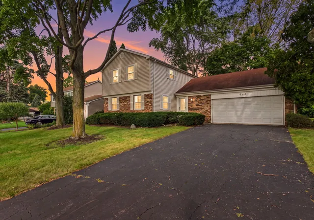 Photo 2 of Single family home for sale at 848 Clohesey Dr, Buffalo Grove, IL 60089 | MLS# 12758200 | Listing updated on 2026-09-26