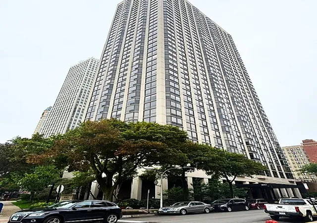 Condo for sale at 2650 N Lakeview Ave #3103, Chicago, IL 60614 | MLS# 12758209