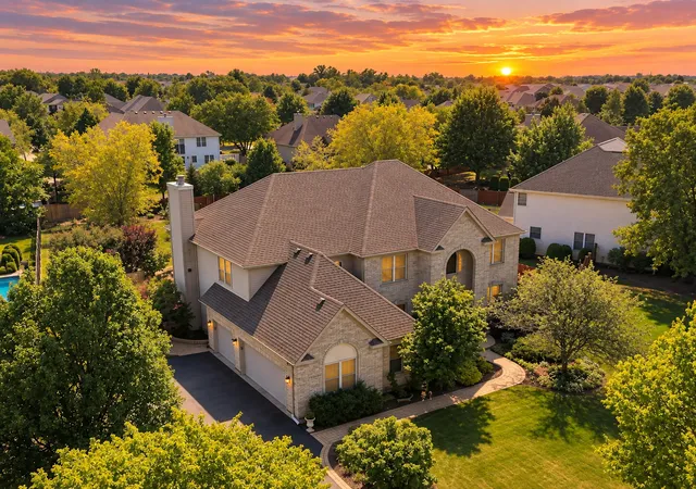 Photo 2 of Single family home for sale at 3691 Grayhawk Dr, Algonquin, IL 60102 | MLS# 12758234 | Listing updated on 2026-09-30