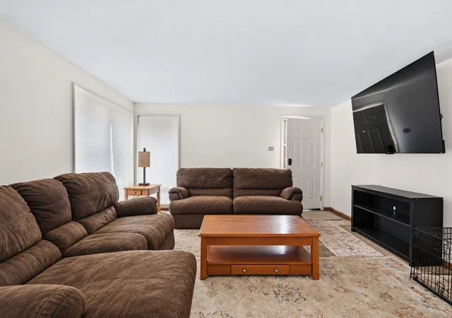 Photo 2 of Single family home for sale at 3907 W 168th Street, Country Club Hills, IL 60478 | MLS# 12758249 | Listing updated on 2026-09-24