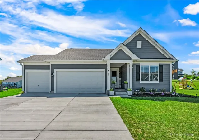 Photo 1 of Single family home for sale at 635 Cloverleaf Dr, Marengo, IL 60152 | MLS# 12758255 | Listing updated on 2026-09-13