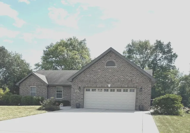 Single family home for sale at 843 Winchester Green Dr, Wilmington, IL 60481 | MLS# 12758268