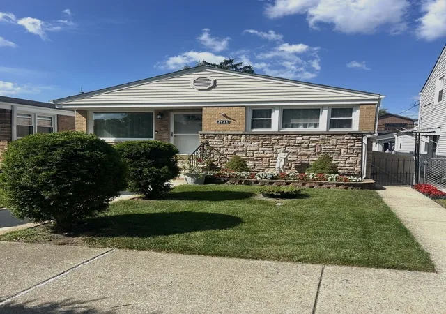 Photo 3 of Single family home for sale at 3438 N Oriole Ave, Chicago, IL 60634 | MLS# 12758278 | Listing updated on 2026-09-28