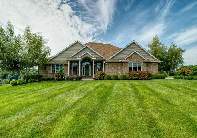 Photo 1 of Single family home for sale at 12890 Grandview Dr, Morrison, IL 61270 | MLS# 12758293 | Listing updated on 2026-09-28