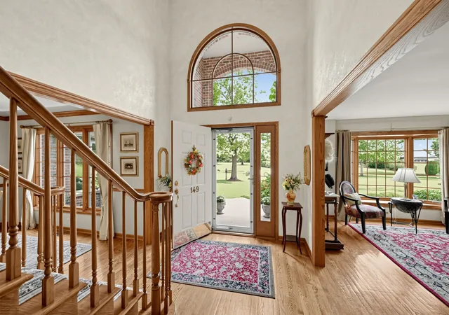 Photo 3 of Single family home for sale at 149 Timber Edge Ln, Palos Park, IL 60464 | MLS# 12758296 | Listing updated on 2026-09-21