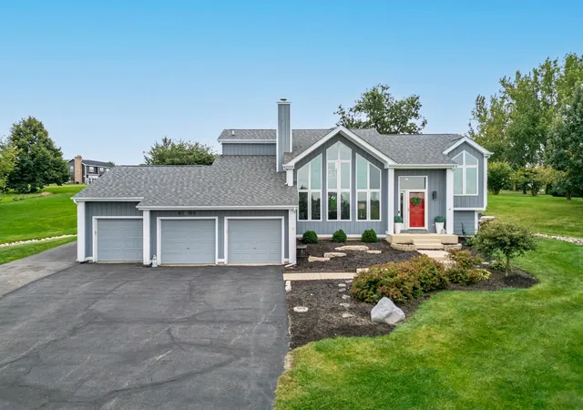 Single family home for sale at 45w169 Hillview Ln, Hampshire, IL 60140 | MLS# 12758305